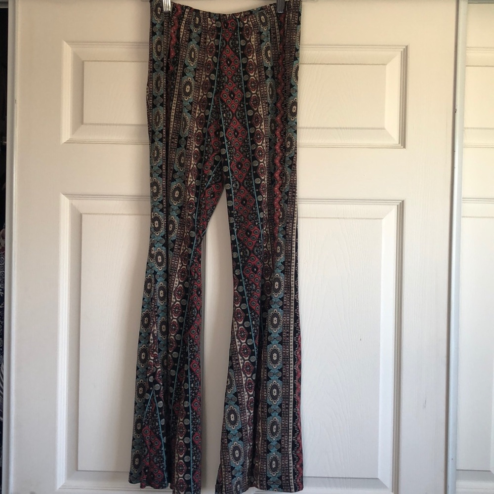 Print bell bottom pants